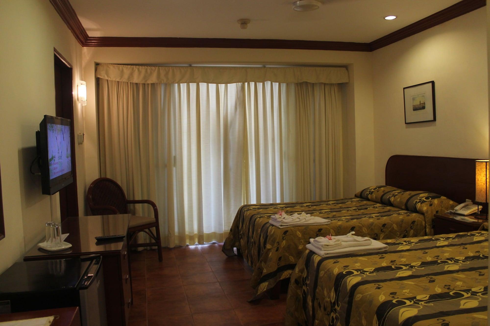 Hey Jude Resort Hotel Balabag  Luaran gambar
